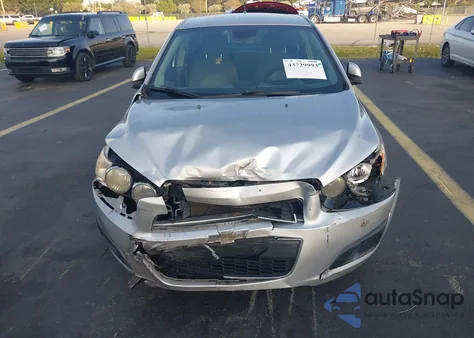 2013 Chevrolet Sonic Ls Auto z USA, uszkodzony, nr VIN 1G1JA5SH1D4118048